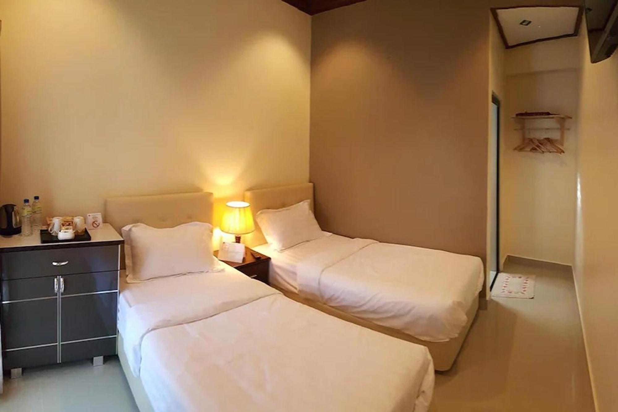 Alsafina Kijal Beach Resort & Restaurant Экстерьер фото