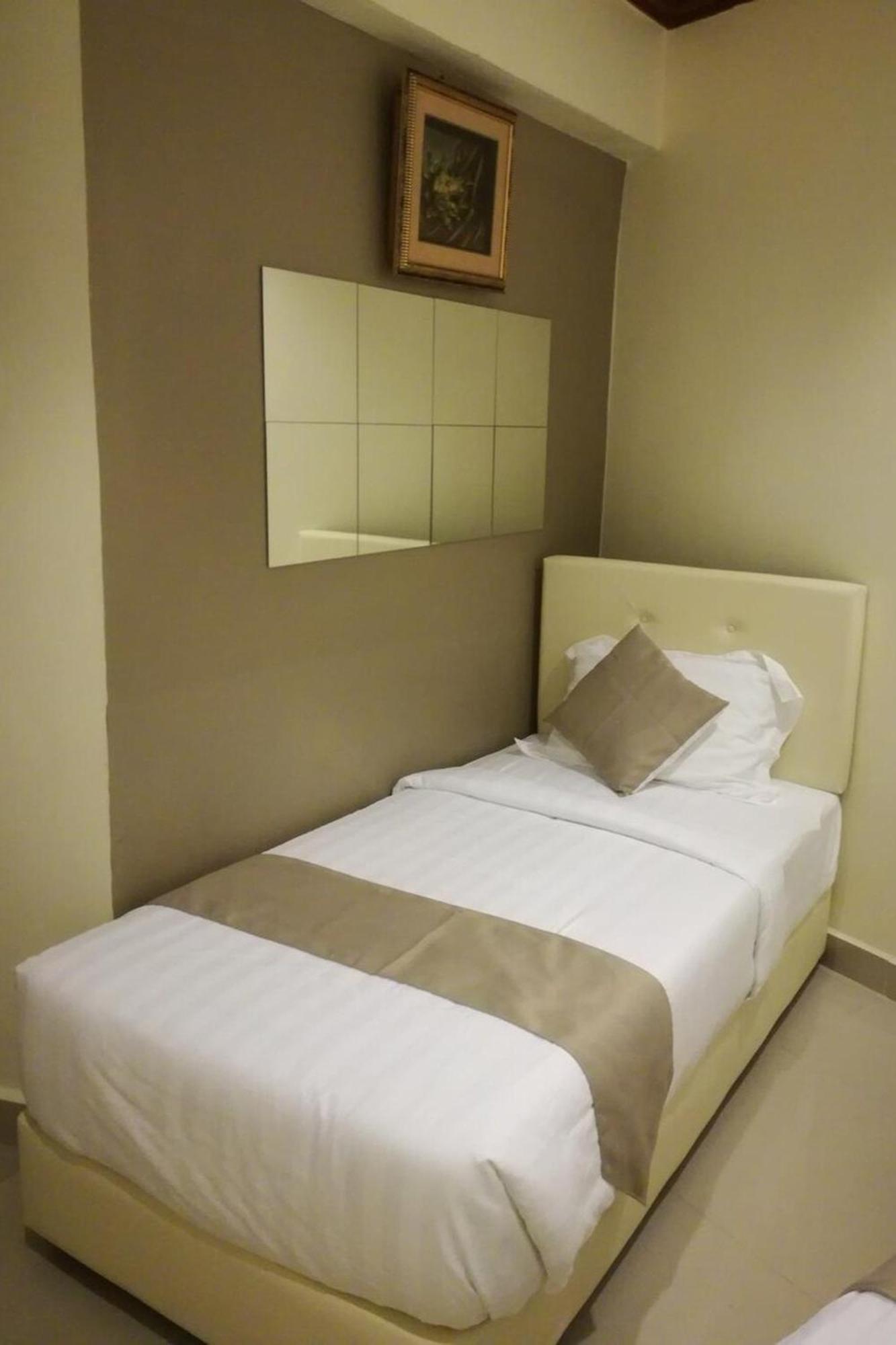 Alsafina Kijal Beach Resort & Restaurant Экстерьер фото