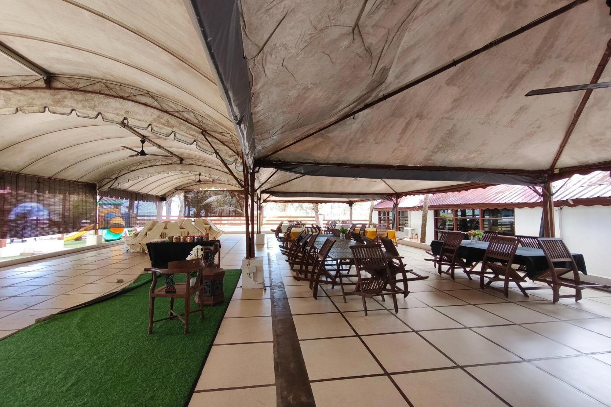 Alsafina Kijal Beach Resort & Restaurant Экстерьер фото