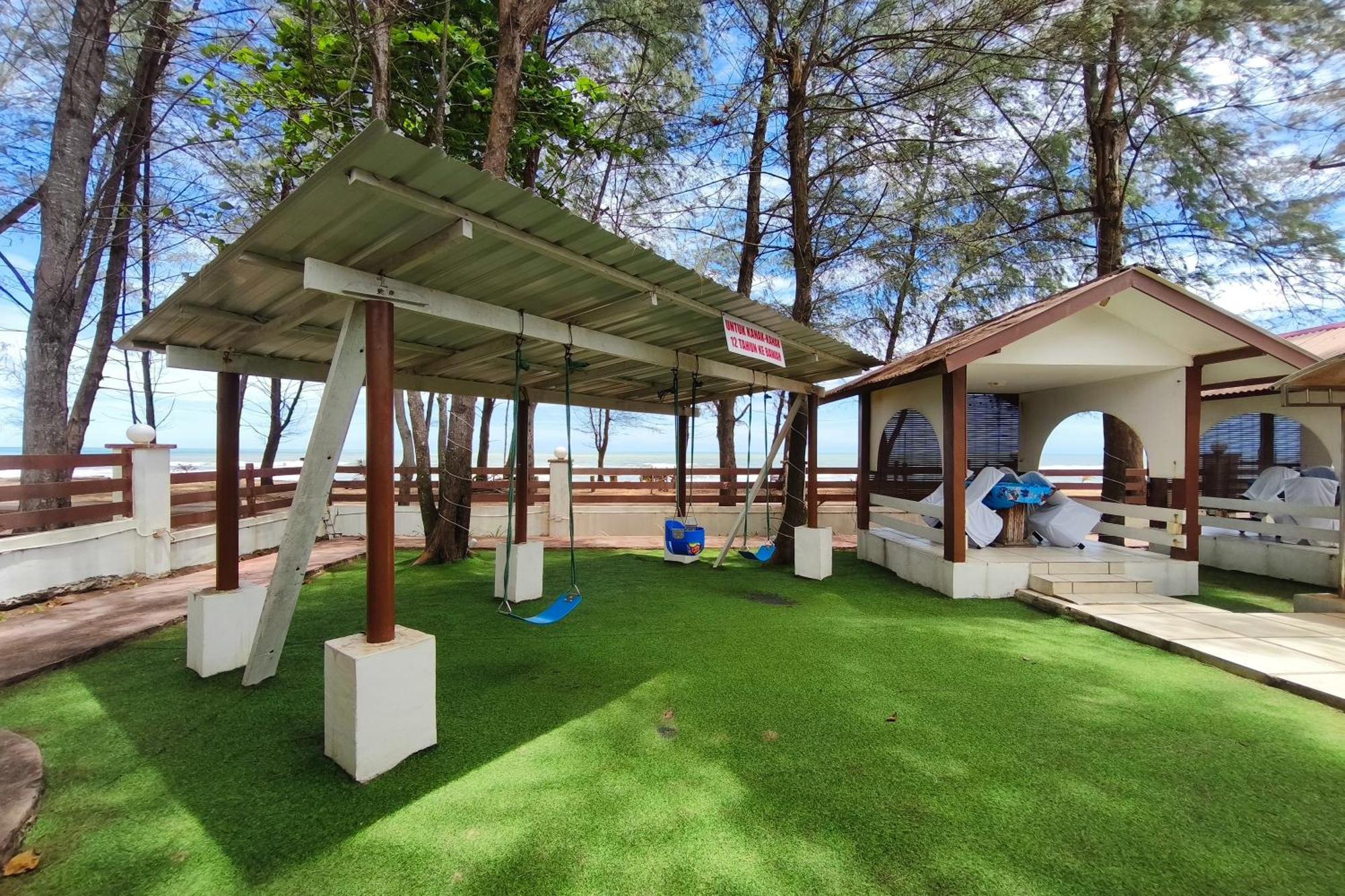 Alsafina Kijal Beach Resort & Restaurant Экстерьер фото