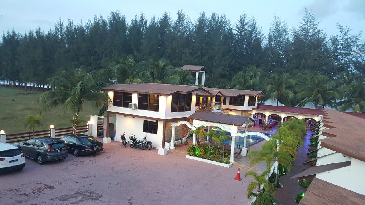 Alsafina Kijal Beach Resort & Restaurant Экстерьер фото